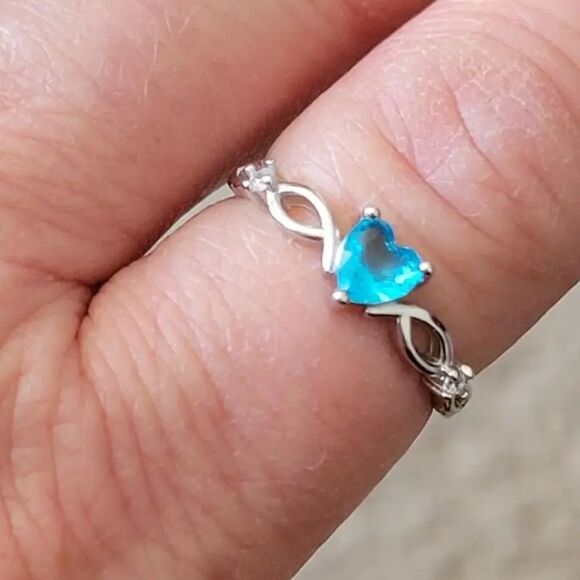 Blue Heart S925 Silver Ring - Picture 2 of 12
